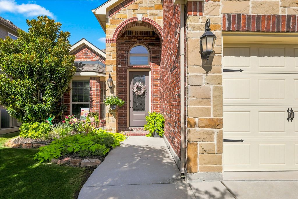 9812 Nolina Road, Fort Worth, TX 76177