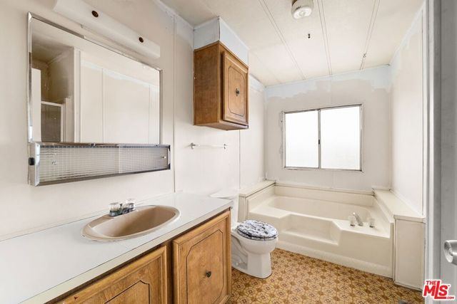 4388 Amador Road, Phelan, CA 92371