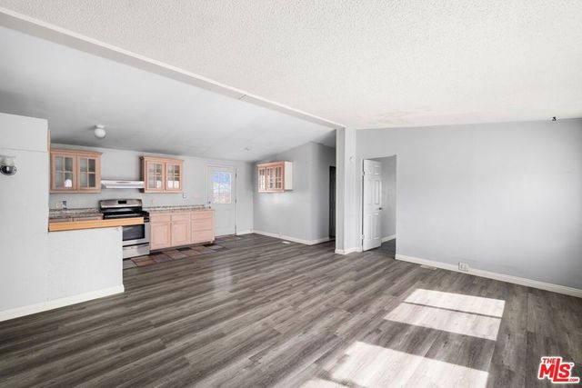 4388 Amador Road, Phelan, CA 92371