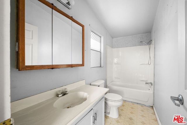 4388 Amador Road, Phelan, CA 92371