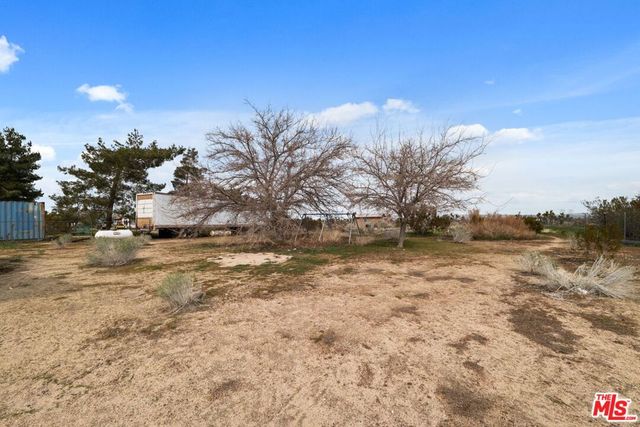 4388 Amador Road, Phelan, CA 92371