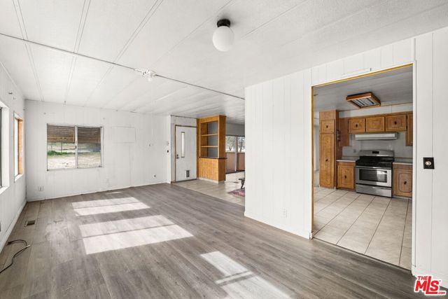 4388 Amador Road, Phelan, CA 92371