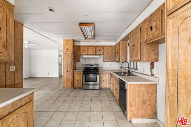 4388 Amador Road, Phelan, CA 92371