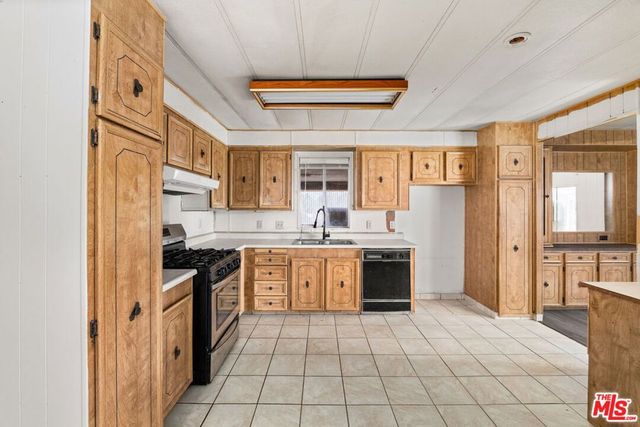 4388 Amador Road, Phelan, CA 92371