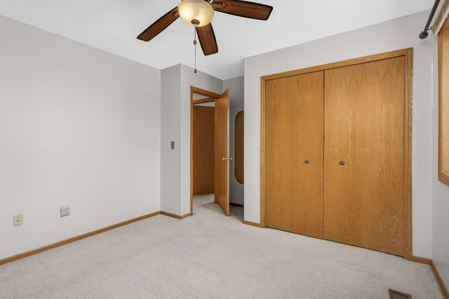 5420 Orleans Lane N 5, Plymouth, MN 55442