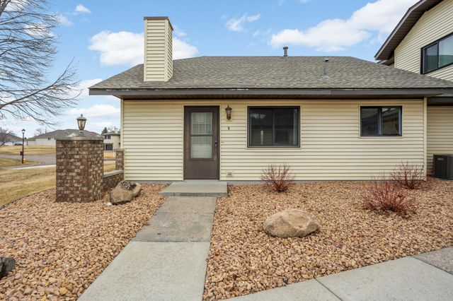 5420 Orleans Lane N 5, Plymouth, MN 55442