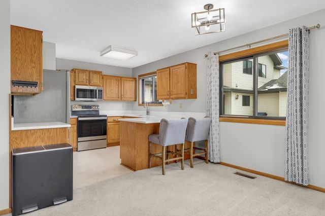 5420 Orleans Lane N 5, Plymouth, MN 55442