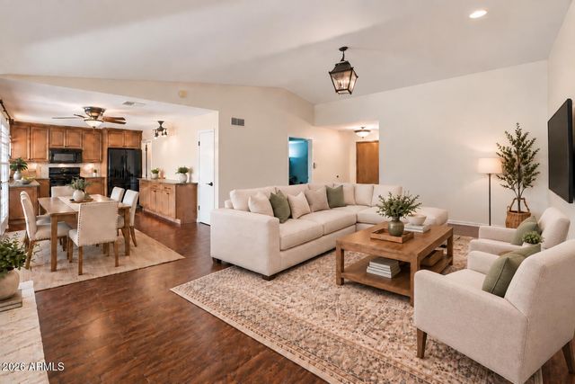 14238 N 61st Street, Scottsdale, AZ 85254