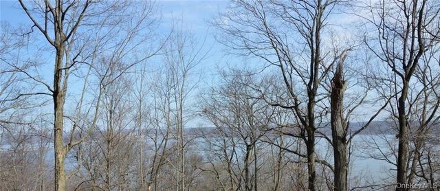 242 Tweed Boulevard, Nyack, NY 10960