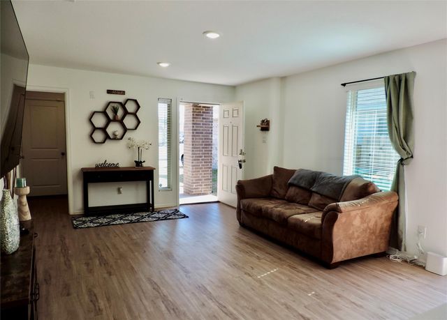 18722 Clearwater Brook Drive, New Caney, TX 77357