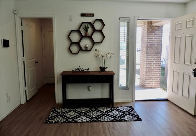 18722 Clearwater Brook Drive, New Caney, TX 77357