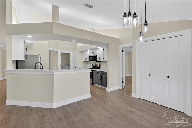 1854 Southbay Dr, Pensacola, FL 32506