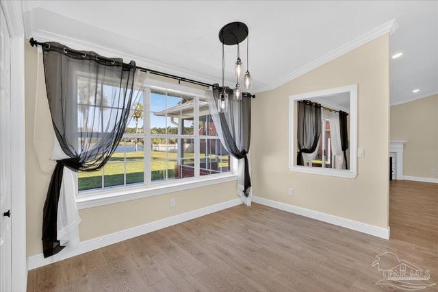 1854 Southbay Dr, Pensacola, FL 32506