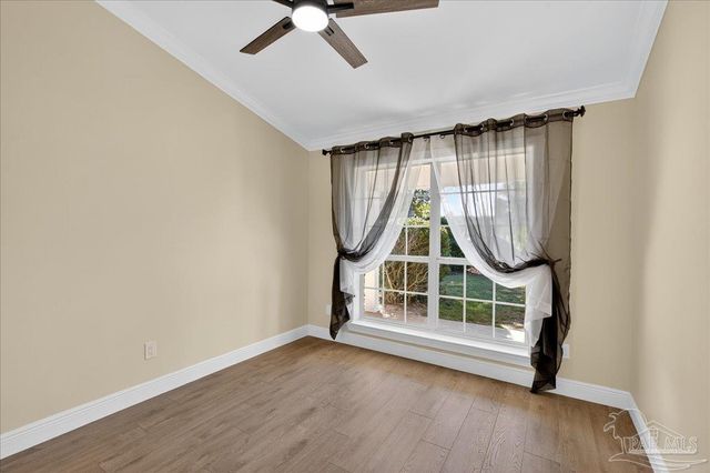 1854 Southbay Dr, Pensacola, FL 32506