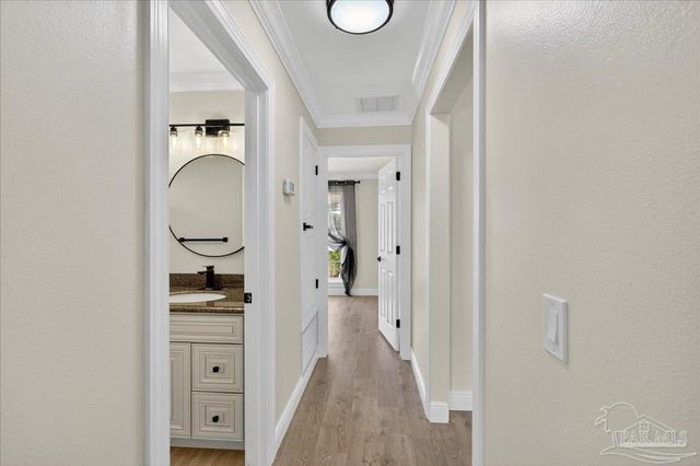 1854 Southbay Dr, Pensacola, FL 32506