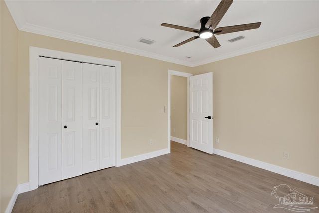 1854 Southbay Dr, Pensacola, FL 32506