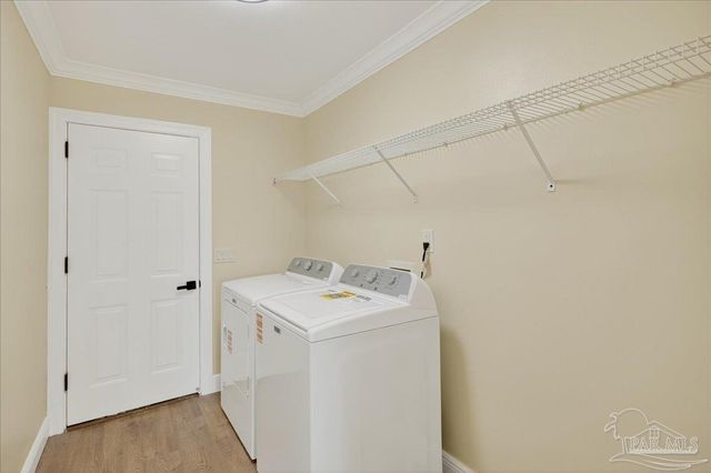 1854 Southbay Dr, Pensacola, FL 32506