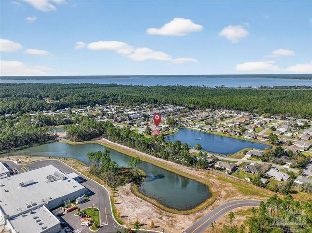 1854 Southbay Dr, Pensacola, FL 32506