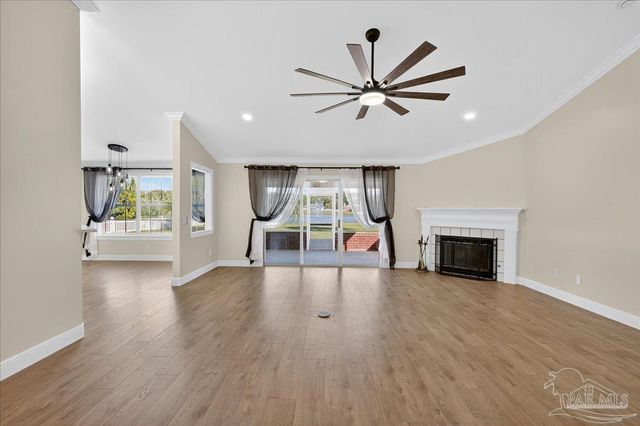 1854 Southbay Dr, Pensacola, FL 32506