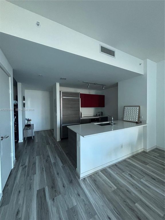 1100 S Miami Ave 802, Miami, FL 33130