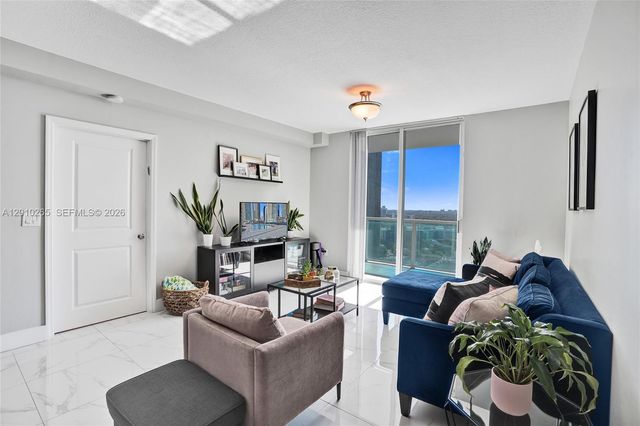 1250 S Miami Ave 2103, Miami, FL 33130
