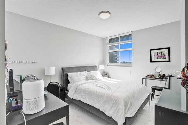 1250 S Miami Ave 2103, Miami, FL 33130