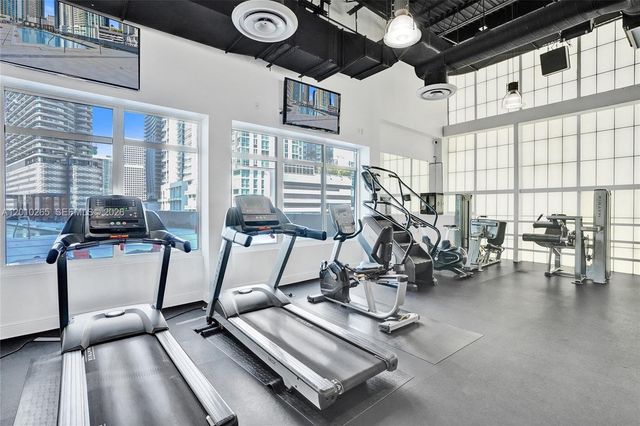 1250 S Miami Ave 2103, Miami, FL 33130