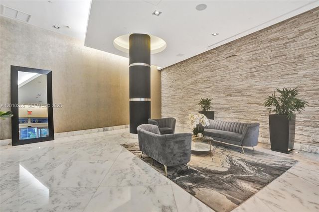 1250 S Miami Ave 2103, Miami, FL 33130