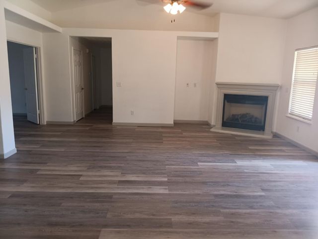 15887 W Stanislaus Avenue, Kerman, CA 93630