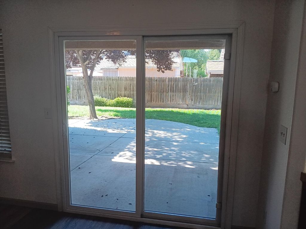 Image 14 of property listing at 15887 W Stanislaus Avenue, Kerman, CA 93630