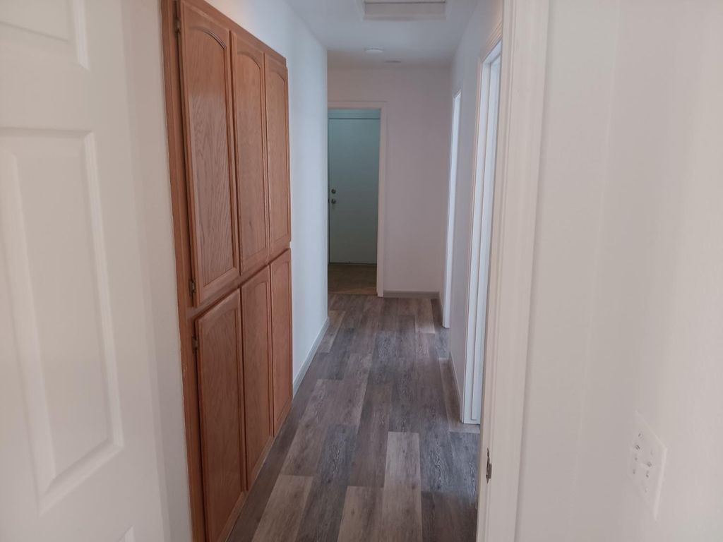 Image 25 of property listing at 15887 W Stanislaus Avenue, Kerman, CA 93630