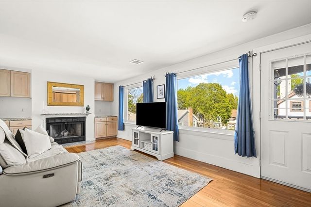 12 Barnes Road 2, Newton, MA 02458