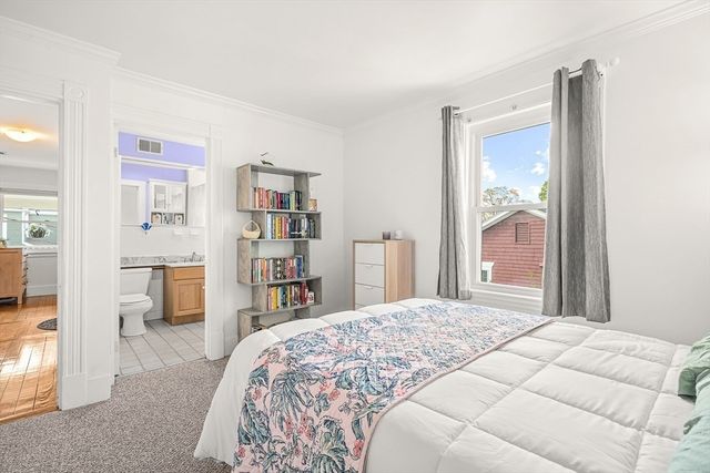 12 Barnes Road 2, Newton, MA 02458