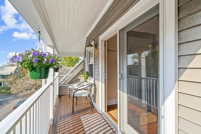 12 Barnes Road 2, Newton, MA 02458