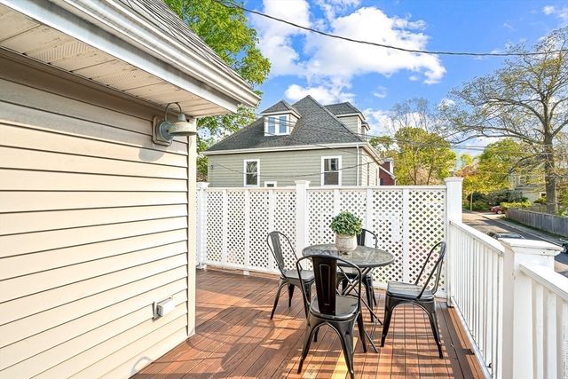 12 Barnes Road 2, Newton, MA 02458