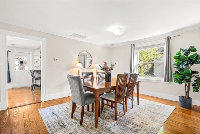 12 Barnes Road 2, Newton, MA 02458