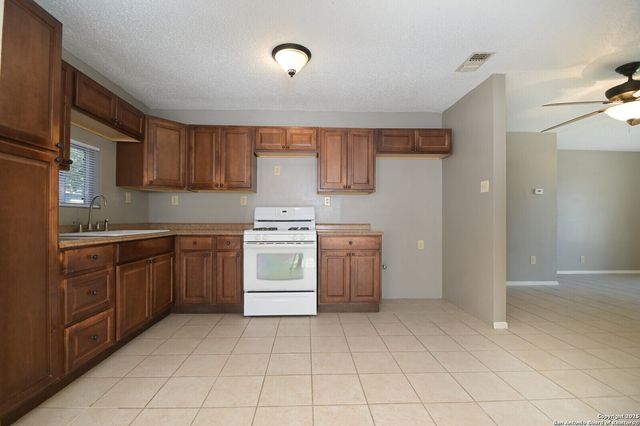 5103 Witt, San Antonio, TX 78228