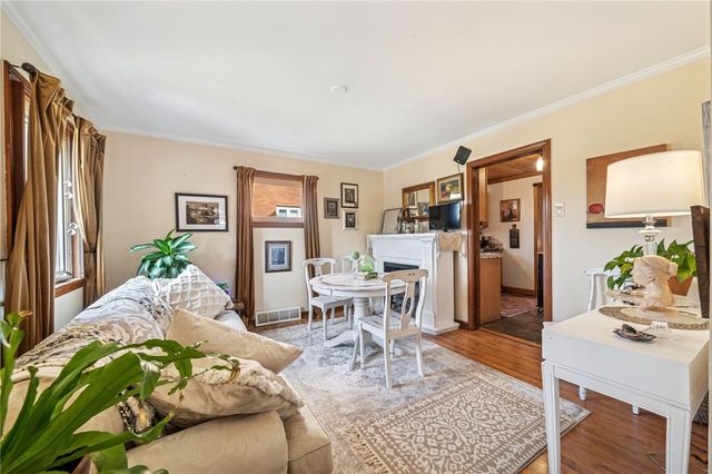 117 Temona Drive, Pleasant Hills, PA 15236