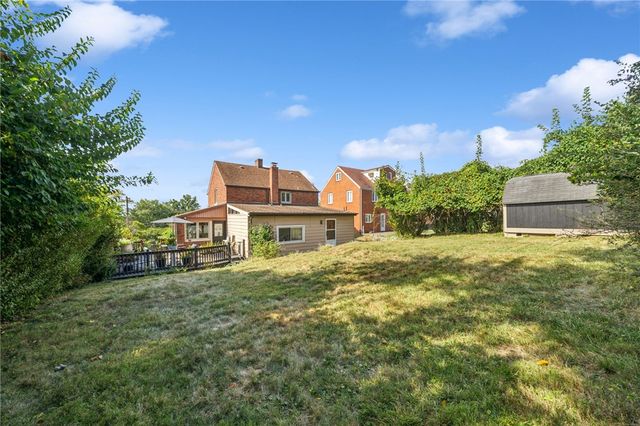 117 Temona Drive, Pleasant Hills, PA 15236