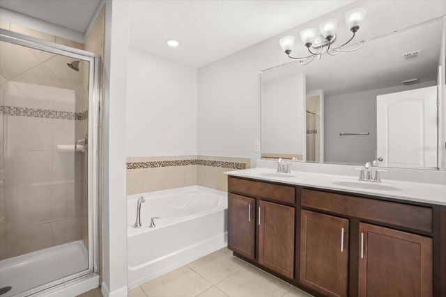 4909 WATERS GATE DRIVE, Tavares, FL 32778