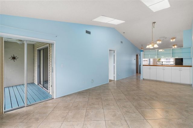 225 SUN VISTA COURT S, Treasure Island, FL 33706