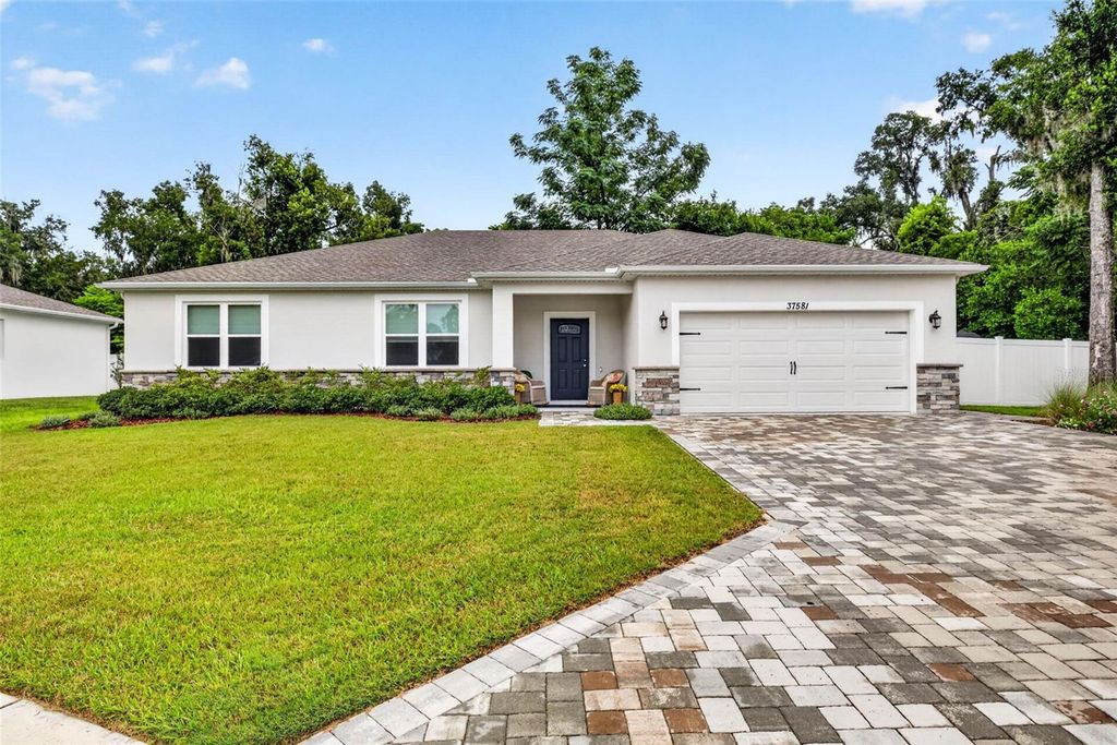 37581 TERI COURT, Dade City, FL 33525