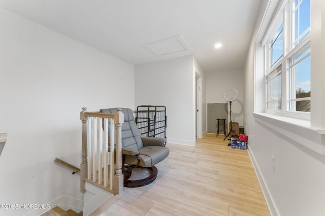 633 Amsterdam Avenue, Toms River, NJ 08757