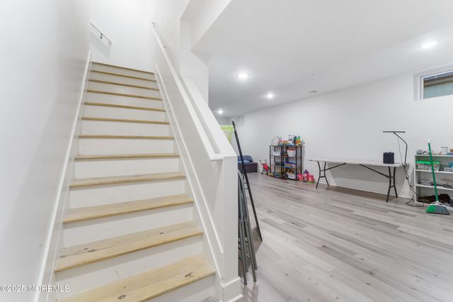 633 Amsterdam Avenue, Toms River, NJ 08757