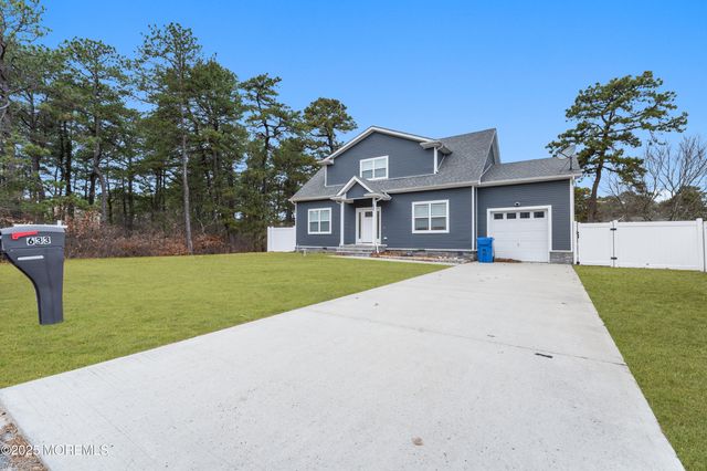 633 Amsterdam Avenue, Toms River, NJ 08757