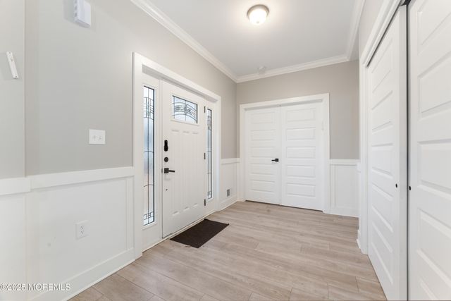 633 Amsterdam Avenue, Toms River, NJ 08757