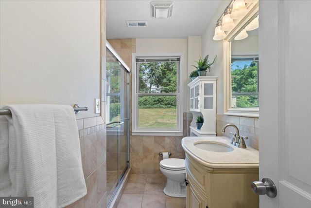 6023 WALHONDING RD, Bethesda, MD 20816