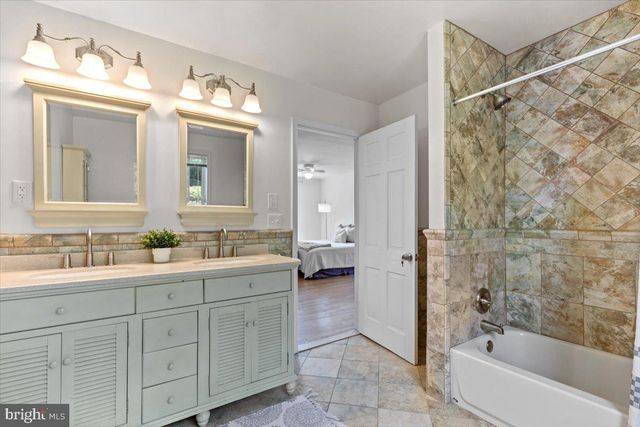 6023 WALHONDING RD, Bethesda, MD 20816