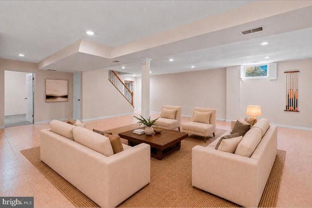 6023 WALHONDING RD, Bethesda, MD 20816