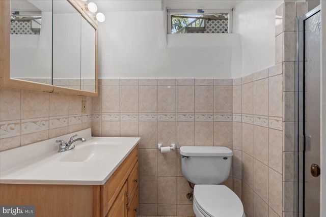 6023 WALHONDING RD, Bethesda, MD 20816